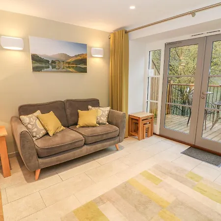 Frost * アンブルサイド