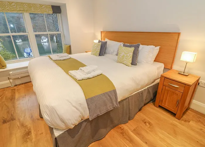 بيت للعطل Frost *